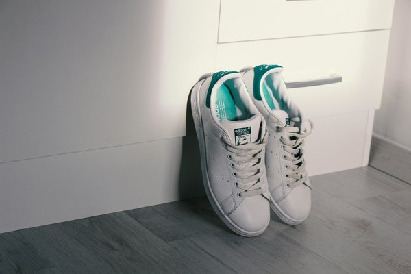 Top 5 des mini sneakers les plus iconiques à collectionner